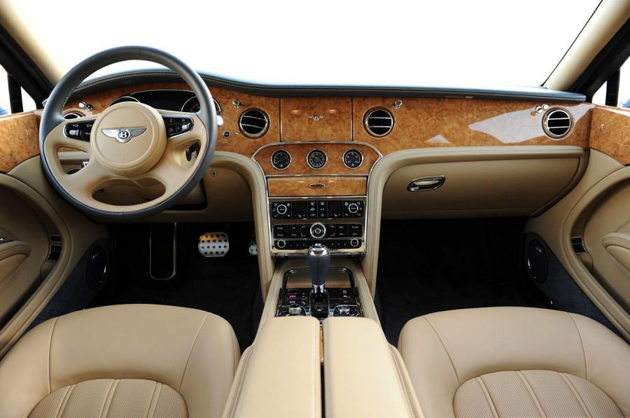  Bentley Mulsanne 2011 года  (фото 30 из 70)